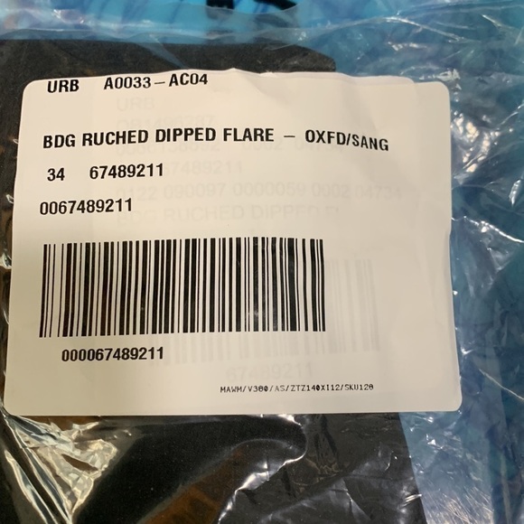 Urban Outfitters Black BDG Ruched V Front Flare Jeans NWT size 34 - Picture 6 of 8